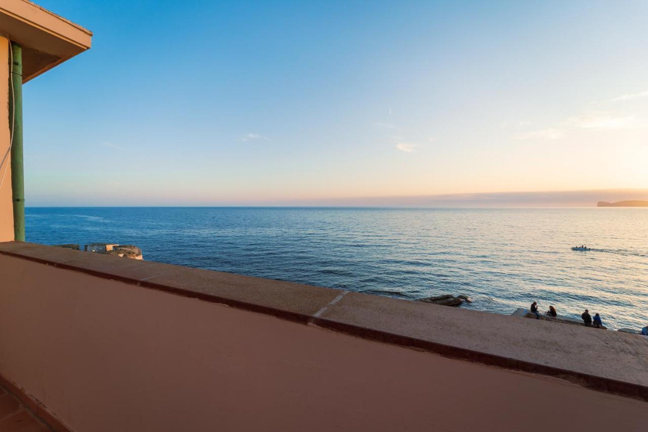 Sea Front Terrace Marco Polo Apartment Алгеро Екстериор снимка
